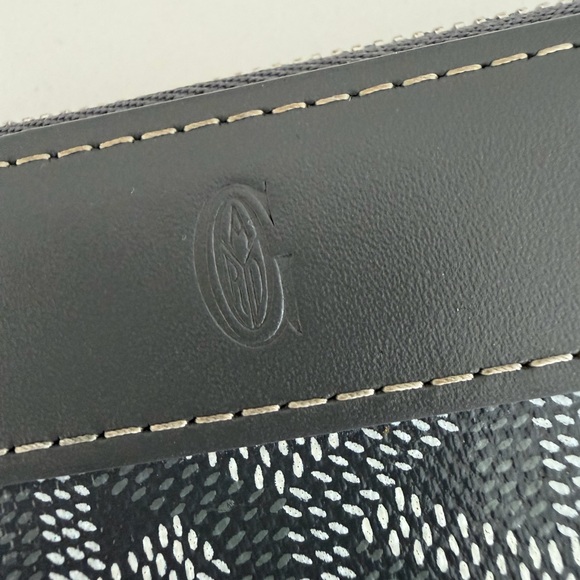 Goyard Matignon PM Gray Zip Wallet - Picture 6 of 12
